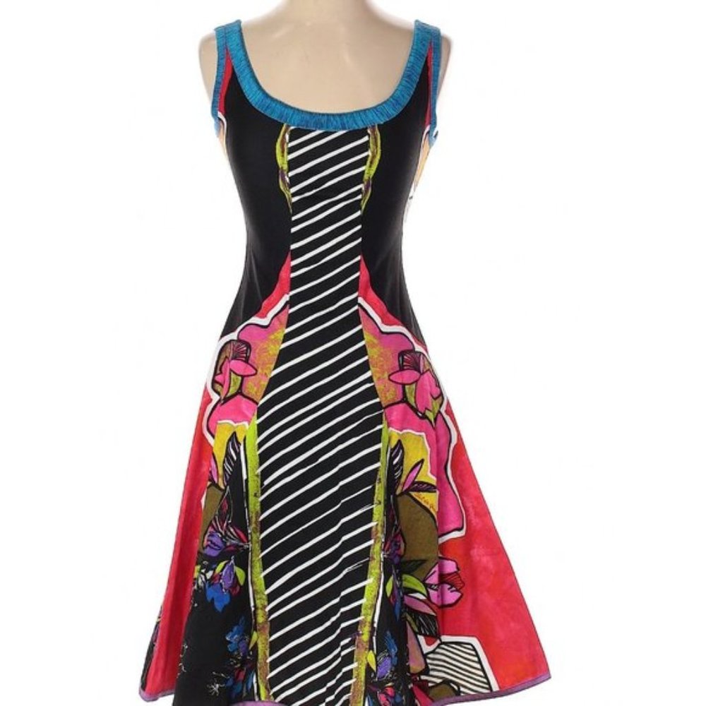 BRAND NEW - Stunning Save the Queen Dress - XS